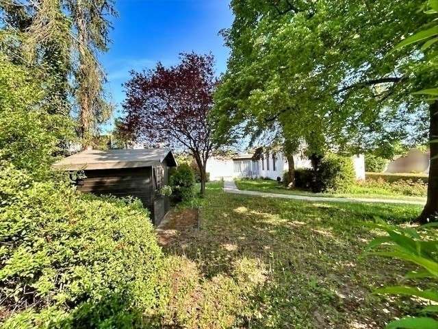 Hausansicht - Bungalow in 55128 Mainz mit 163m² kaufen