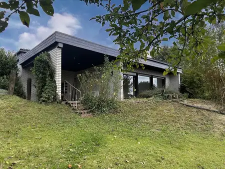 Bungalow mit atemberaubendem Ausblick in ruhiger Lage!