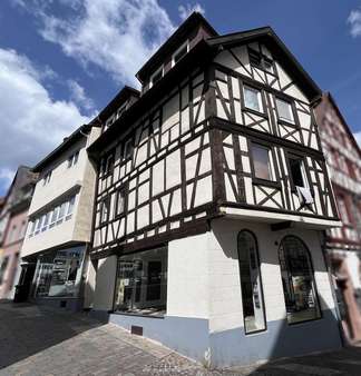 Eckansicht Eckansicht - Mehrfamilienhaus in 55232 Alzey mit 206m² kaufen