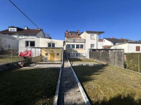 Hausansicht Hausansicht - Doppelhaushälfte in 55126 Mainz mit 116m² kaufen