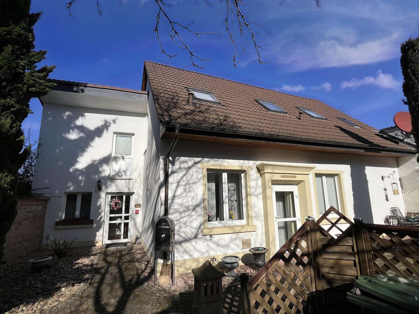 Außenansicht - Einfamilienhaus in 55597 Wöllstein mit 128m² kaufen