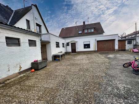Hof - Mehrfamilienhaus in 55595 Weinsheim mit 212m² kaufen