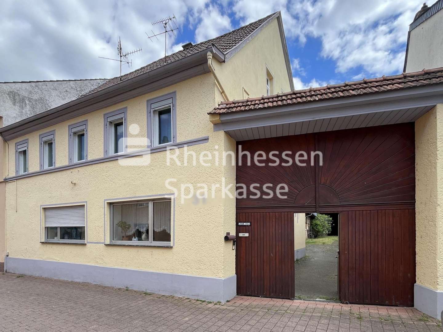 Strassenansicht Strassenansicht - Bauernhaus in 55597 Wöllstein mit 190m² kaufen