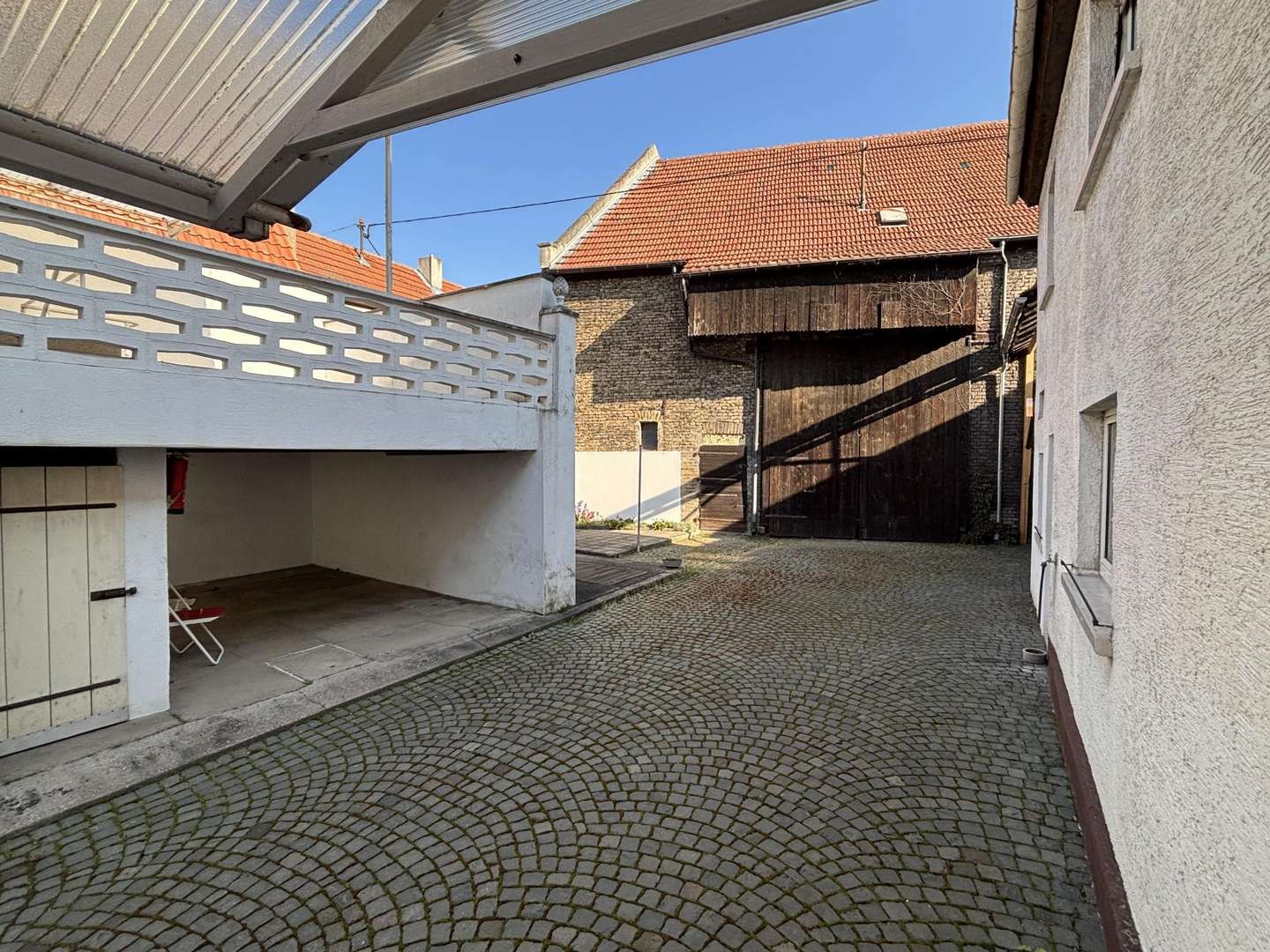 Titelbild - Einfamilienhaus in 67575 Eich mit 166m² kaufen