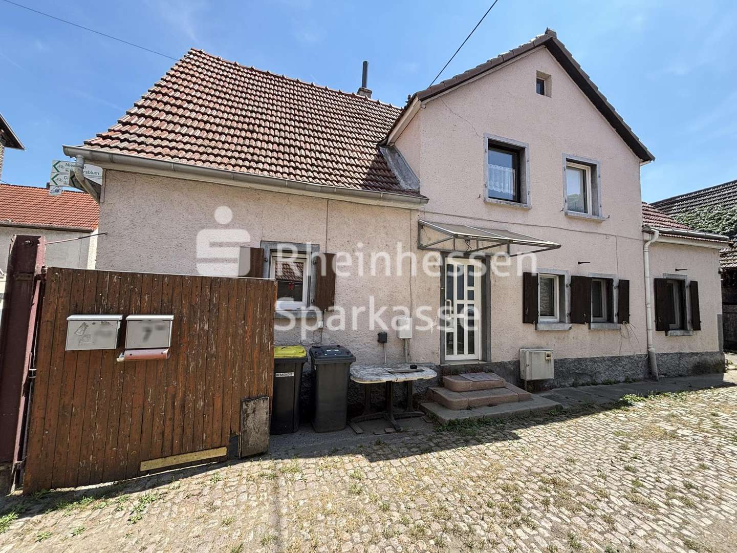 Außenansicht Außenansicht - Einfamilienhaus in 67575 Eich mit 131m² kaufen