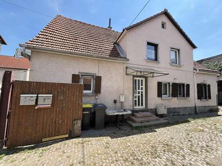Außenansicht Außenansicht - Einfamilienhaus in 67575 Eich mit 131m² kaufen