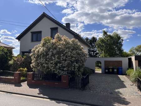 Vorderansicht - Einfamilienhaus in 67575 Eich mit 134m² kaufen