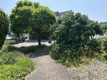 Vorgarten - Bungalow in 55294 Bodenheim mit 117m² kaufen