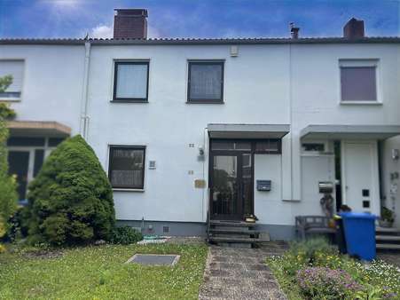 Frontansicht - Reihenmittelhaus in 67551 Worms mit 83m² kaufen