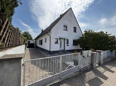 Außenansicht - Einfamilienhaus in 55234 Hangen-Weisheim mit 196m² kaufen