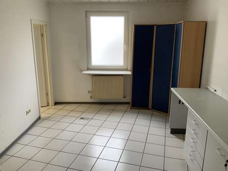 Behandlungszimmer - Etagenwohnung in 67547 Worms mit 220m² kaufen