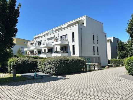 Hausansicht Hausansicht - Erdgeschosswohnung in 55130 Mainz mit 79m² kaufen