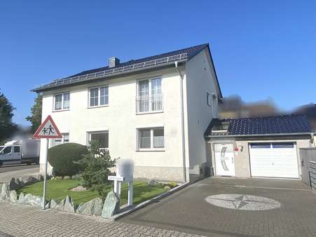 Frontansicht Frontansicht - Mehrfamilienhaus in 68642 Bürstadt mit 272m² kaufen