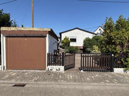Straßenansicht Straßenansicht - Einfamilienhaus in 67583 Guntersblum mit 79m² kaufen