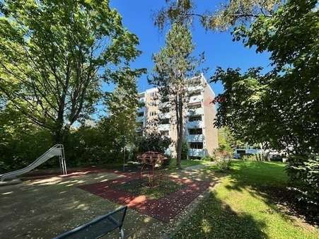 Hausansicht Hausansicht - Etagenwohnung in 55128 Mainz mit 64m² kaufen