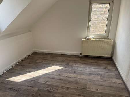 Zimmer - Mehrfamilienhaus in 67547 Worms mit 141m² kaufen