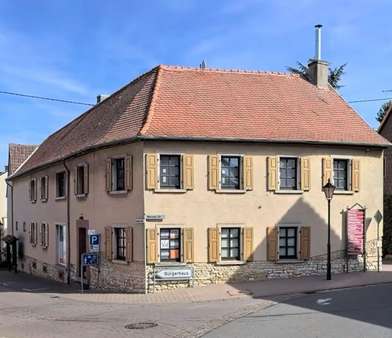 Ansicht Kreuzung Ansicht Kreuzung - Zweifamilienhaus in 55234 Ober-Flörsheim mit 228m² kaufen