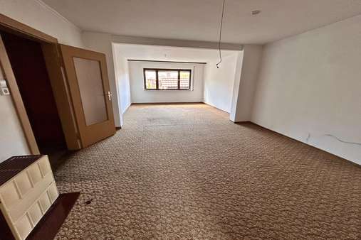 Wohnen Erdgeschoss Altbau Wohnen Erdgeschoss Altbau - Zweifamilienhaus in 55270 Engelstadt mit 275m² kaufen