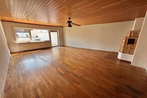 Wohnen Obergeschoss Anbau Wohnen Obergeschoss Anbau - Zweifamilienhaus in 55270 Engelstadt mit 275m² kaufen