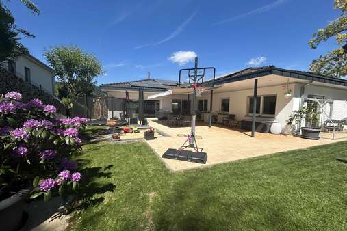 Garten Garten - Einfamilienhaus in 55543 Bad Kreuznach mit 260m² kaufen