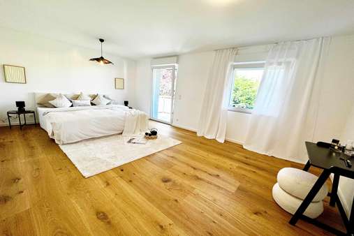 Schlafzimmer OG Schlafzimmer OG - Einfamilienhaus in 55437 Ockenheim mit 247m² kaufen