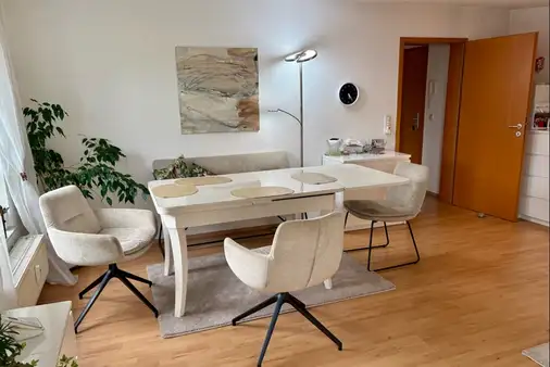 Modern, hell und top ausgestattet...hier passt einfach alles!
