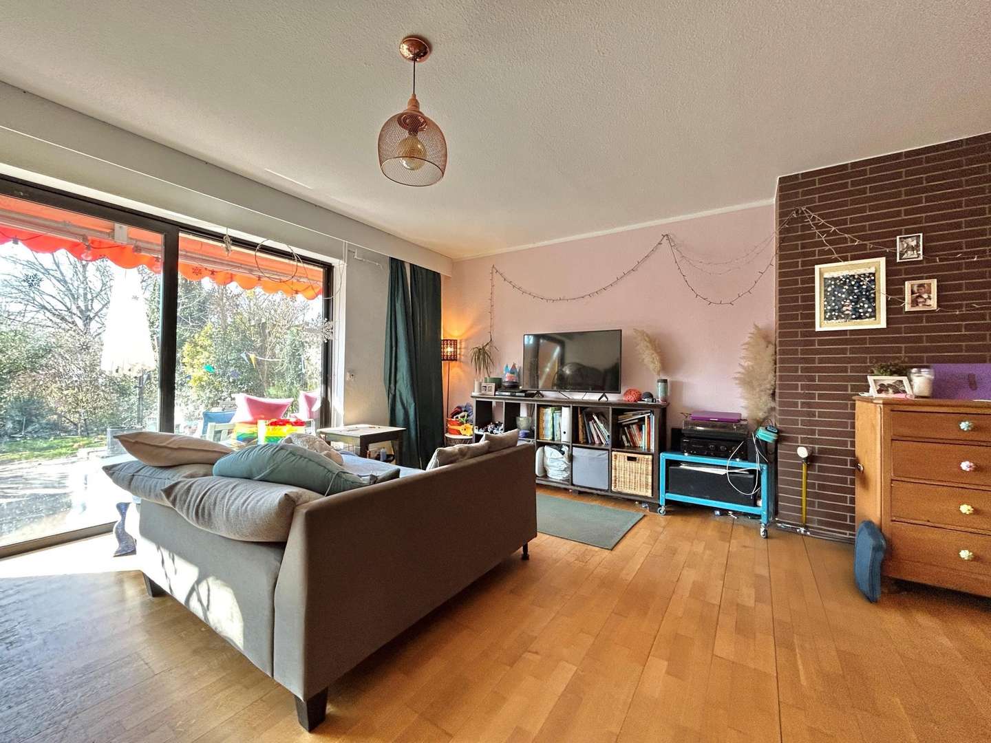Wohnzimmer - Reihenmittelhaus in 55120 Mainz mit 159m² kaufen