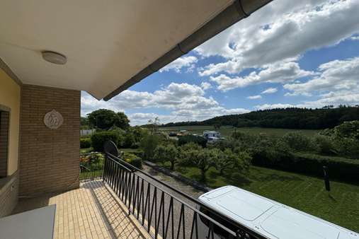 Balkon vor Küche Balkon vor Küche - Einfamilienhaus in 55442 Roth mit 107m² kaufen