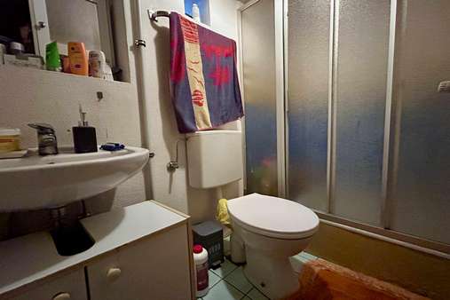 Bad Erdgeschoss Bad Erdgeschoss - Reihenmittelhaus in 55595 Sponheim mit 101m² kaufen