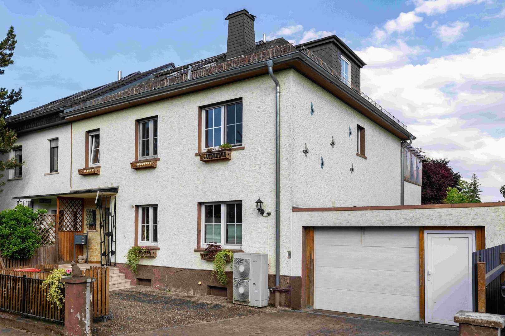 Titel Titel - Zweifamilienhaus in 55128 Mainz mit 168m² kaufen
