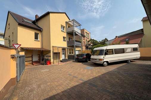 Ansicht Hof - Mehrfamilienhaus in 55411 Bingen mit 248m² kaufen
