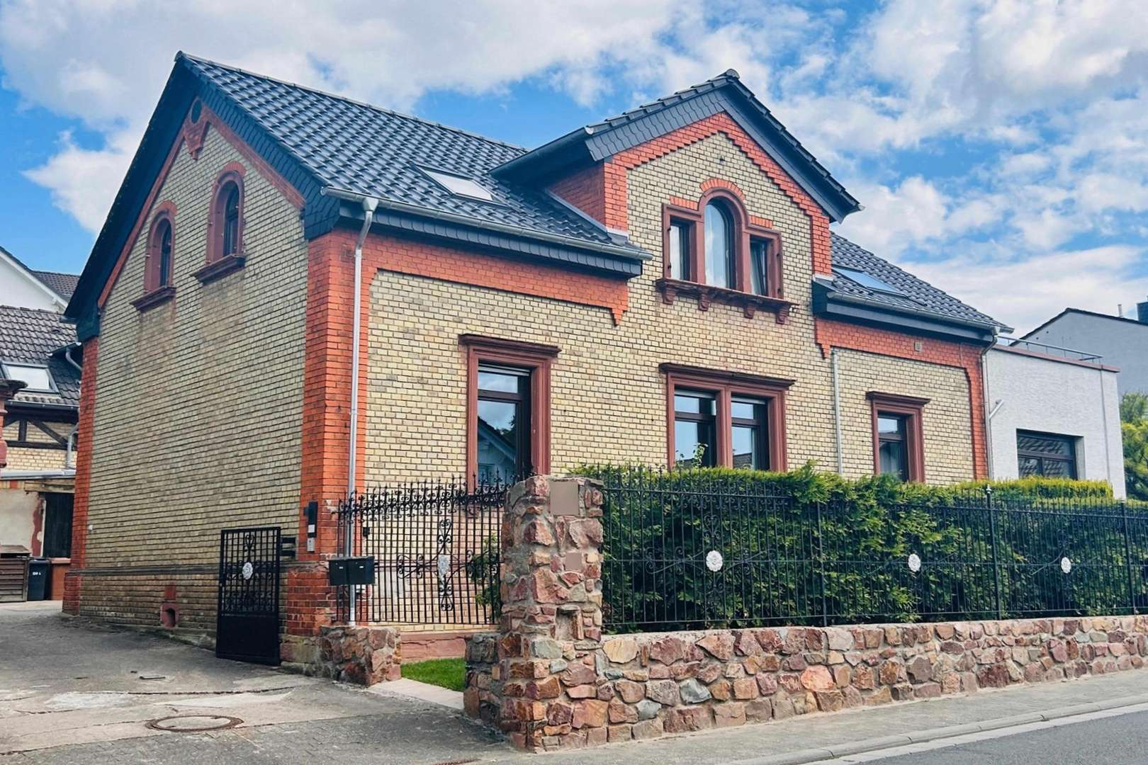 Ansicht - Zweifamilienhaus in 55270 Schwabenheim mit 210m² kaufen