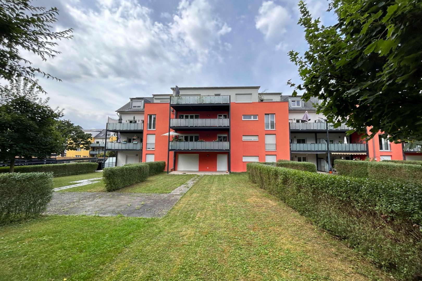 Rückansicht - Dachgeschosswohnung in 55543 Bad Kreuznach mit 78m² kaufen