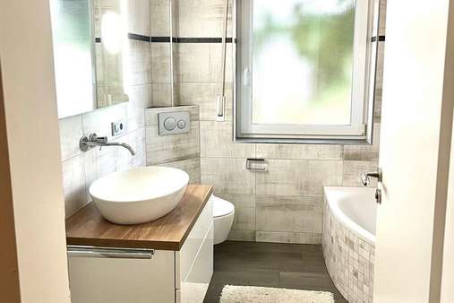 Bad Bad - Einfamilienhaus in 55425 Waldalgesheim mit 144m² kaufen