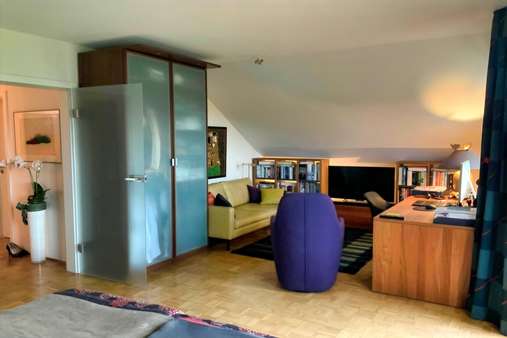 Schlafzimmer - Doppelhaushälfte in 55437 Appenheim mit 160m² kaufen
