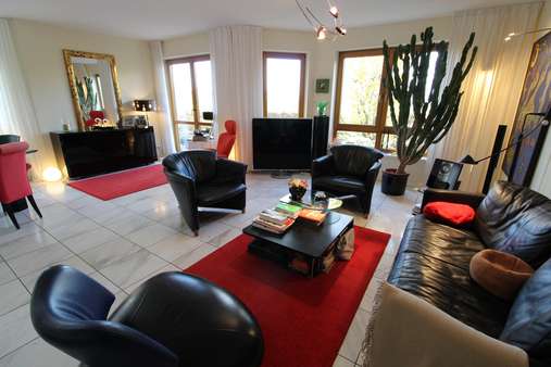 Wohnzimmer - Doppelhaushälfte in 55437 Appenheim mit 160m² kaufen