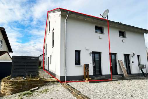 null - Doppelhaushälfte in 55545 Bad Kreuznach mit 116m² kaufen