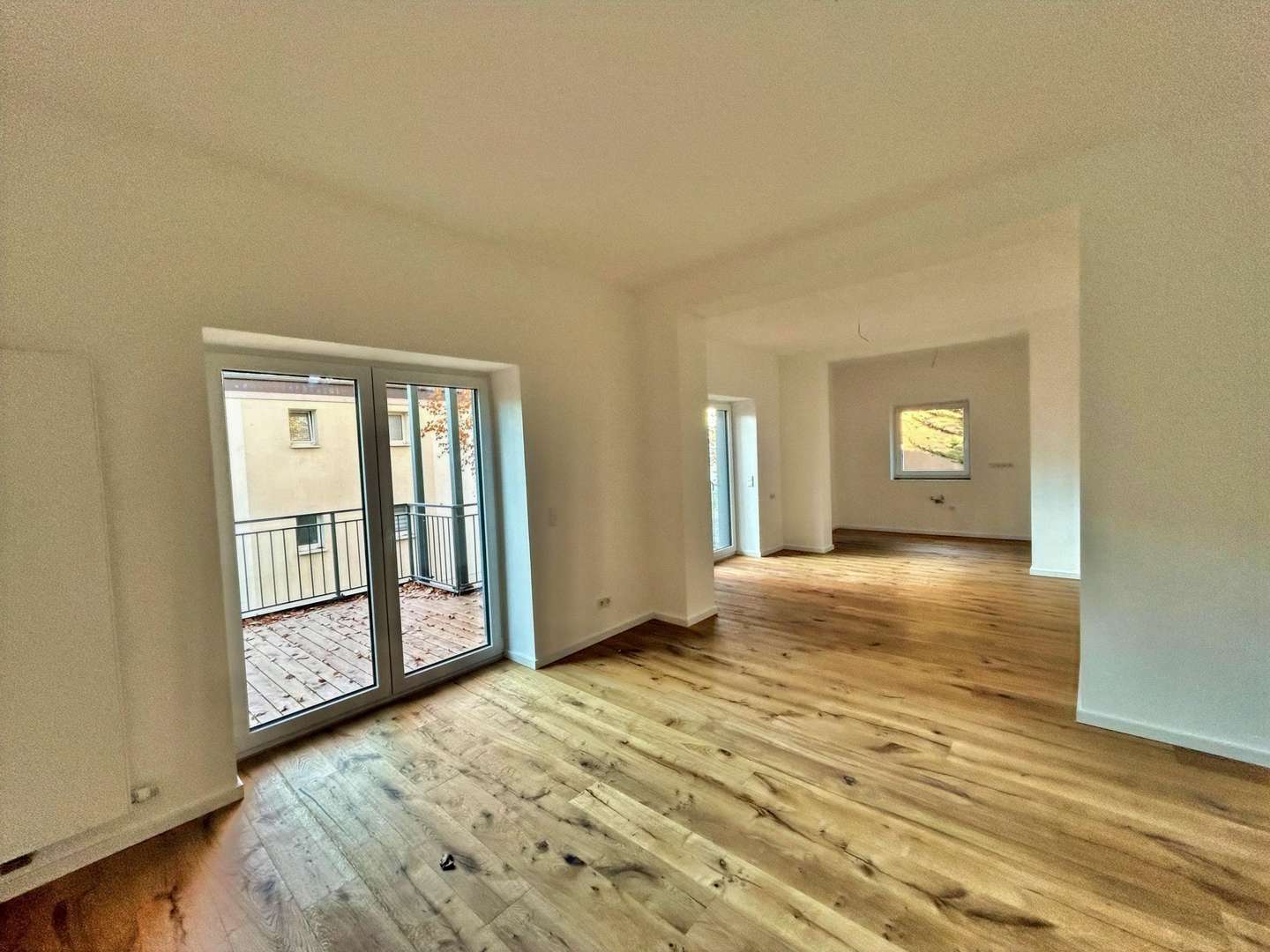 Wohn-, Ess- und Küchenbereich - Etagenwohnung in 65189 Wiesbaden mit 104m² kaufen
