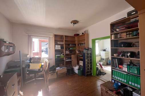 Zimmer Erdgeschoss - Zweifamilienhaus in 55411 Bingen mit 199m² kaufen