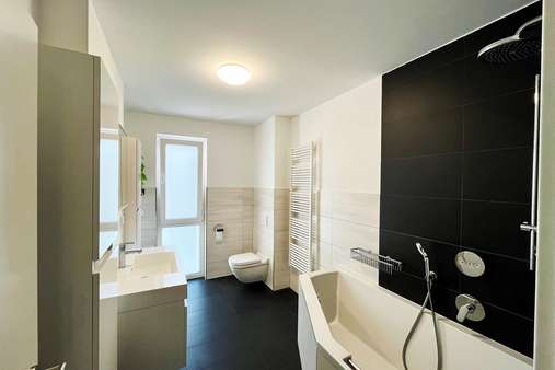 Tageslichtbad - Etagenwohnung in 55411 Bingen mit 99m² kaufen