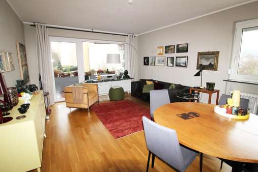 Wohnbereich - Etagenwohnung in 55543 Bad Kreuznach mit 80m² kaufen