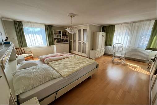 Schlafzimmer - Einfamilienhaus in 55262 Ingelheim mit 132m² kaufen