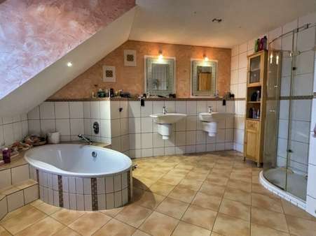 Einfamilienhaus in 55469 Riegenroth mit 185m² kaufen