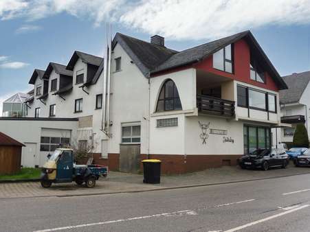 null - Mehrfamilienhaus in 55483 Dickenschied mit 415m² kaufen