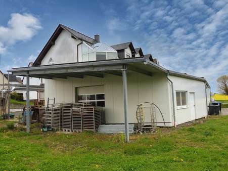 null - Mehrfamilienhaus in 55483 Dickenschied mit 415m² kaufen