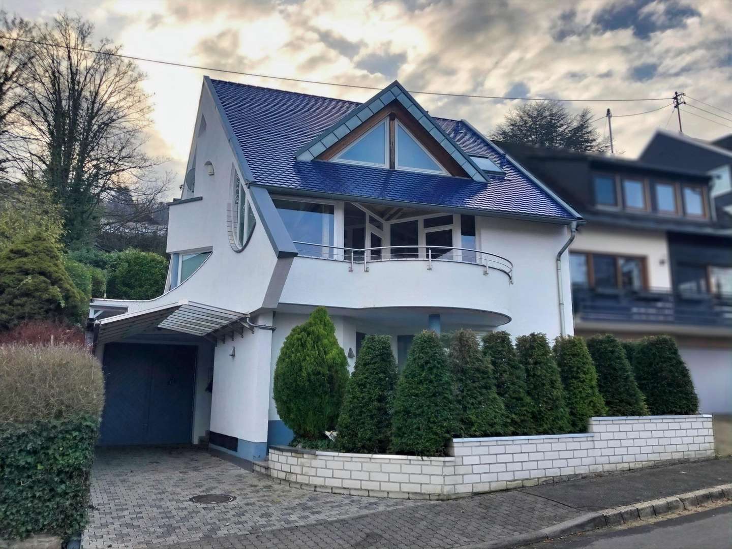 Ansicht Straßenseite - Einfamilienhaus in 56154 Boppard mit 198m² kaufen