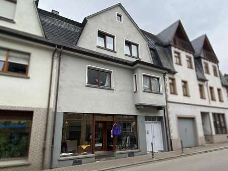 Straßenansicht -  in 55430 Oberwesel mit 150m² mieten
