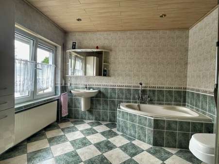 null - Zweifamilienhaus in 56288 Bubach mit 277m² kaufen