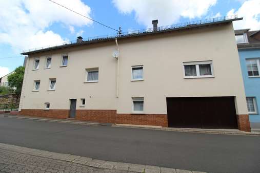 Außenansicht Außenansicht - Einfamilienhaus in 55758 Niederwörresbach mit 130m² kaufen
