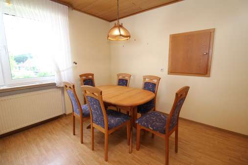 Esszimmer EG Esszimmer EG - Zweifamilienhaus in 55765 Schmißberg mit 177m² kaufen